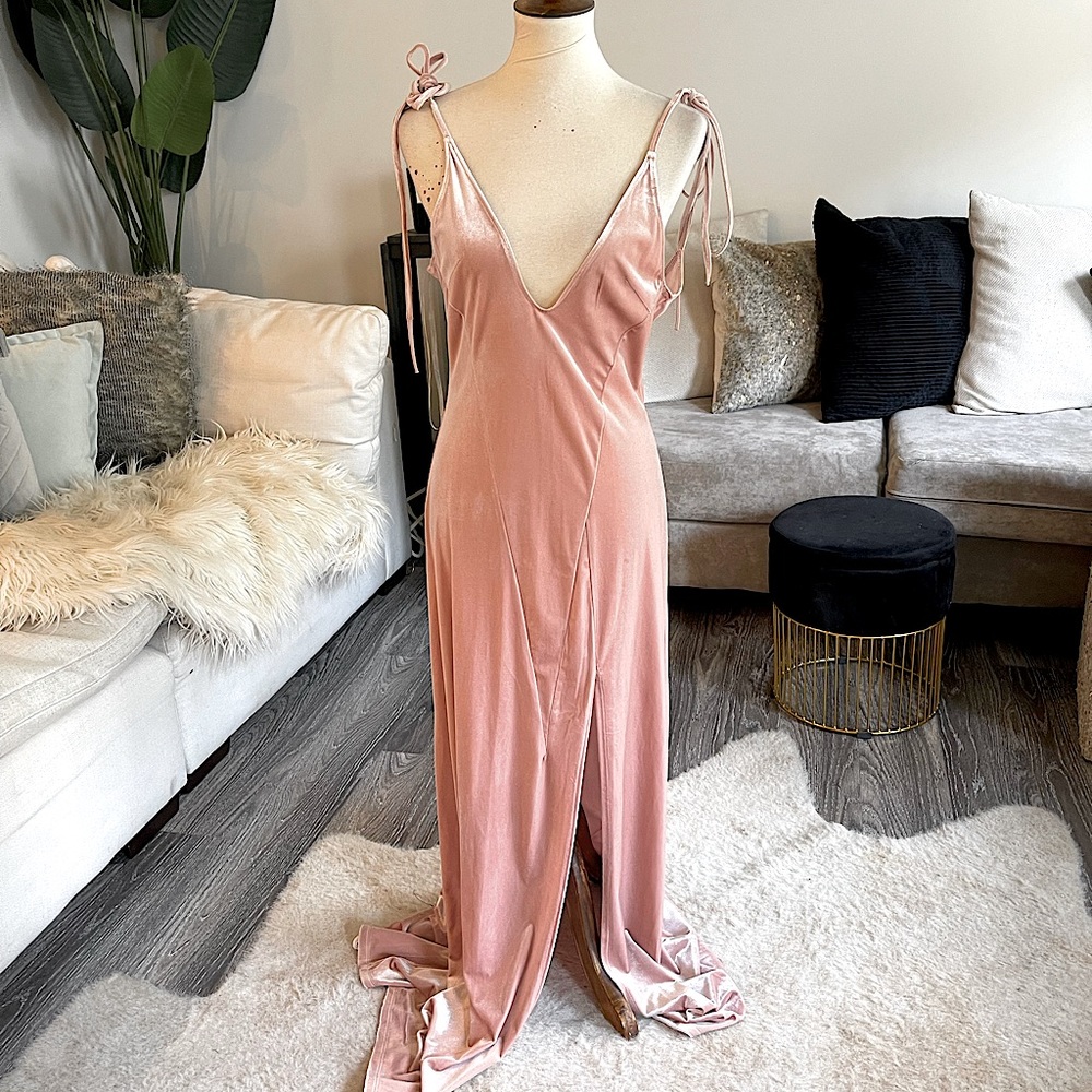 NWT $103 Blush velvet deep V maxi dress